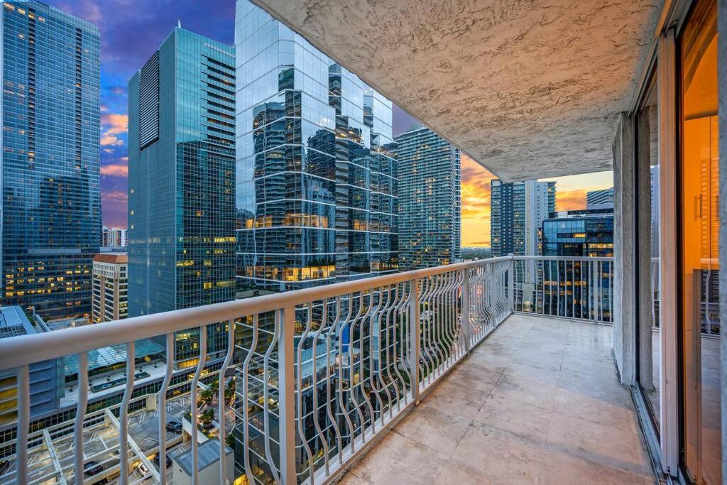 40Th Floor Priceless Unit Central Location Miami Buitenkant foto