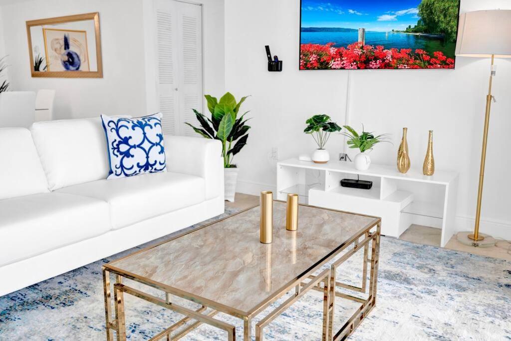40Th Floor Priceless Unit Central Location Miami Buitenkant foto
